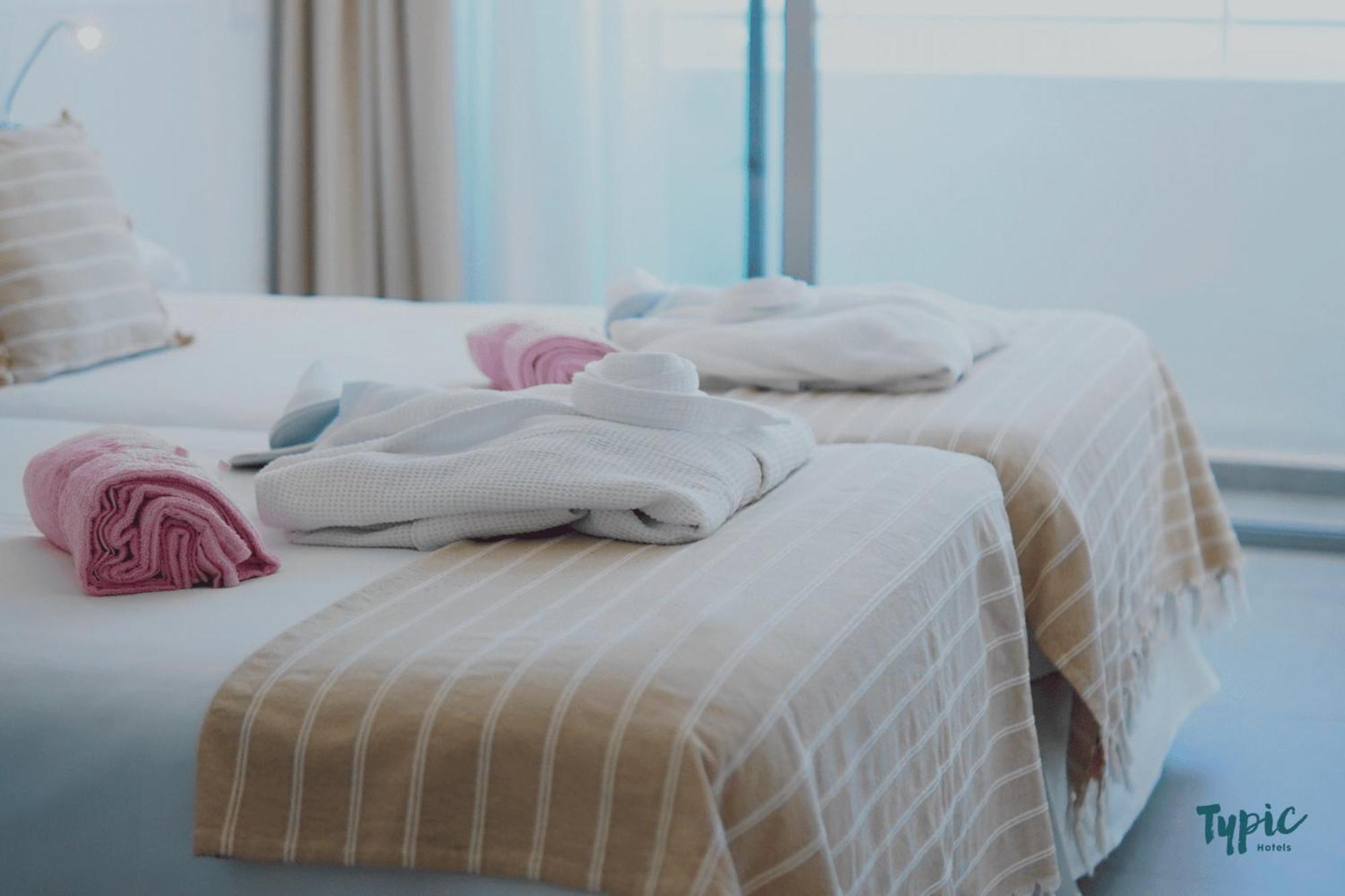 샌안토니오 Typic Marina Playa - Adults Only 아파트 호텔 외부 사진